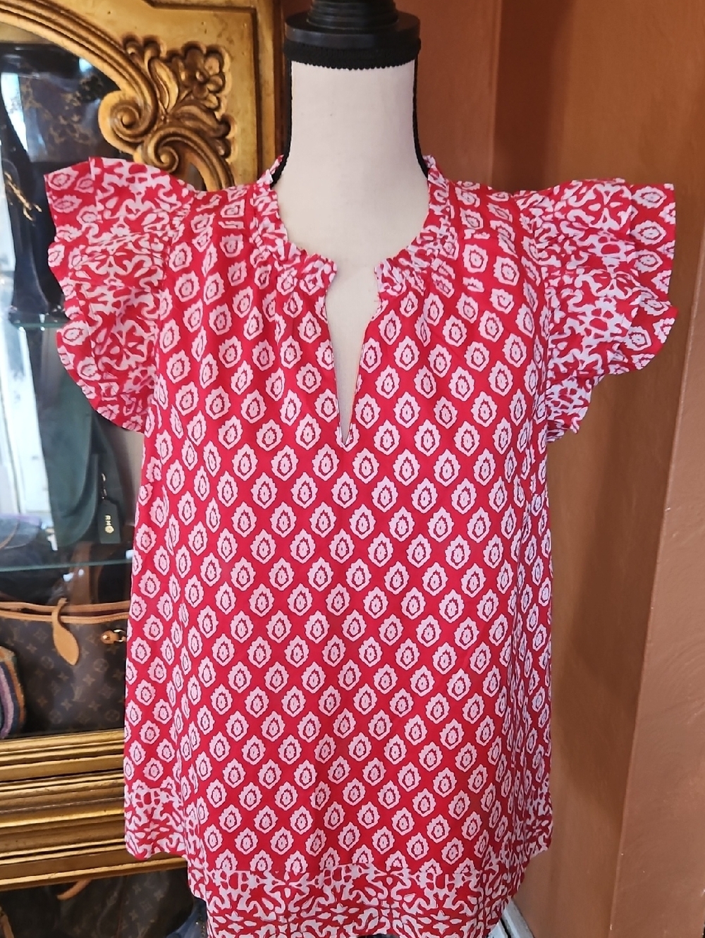 Vineyard Vines Red and White Printed Flutter Sleeve Top